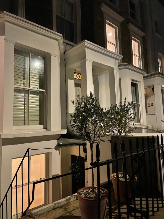 Boutique Barclay House London Townhouse - West London, Kensington, Chelsea, Fulham Bed & Breakfast ภายนอก รูปภาพ
